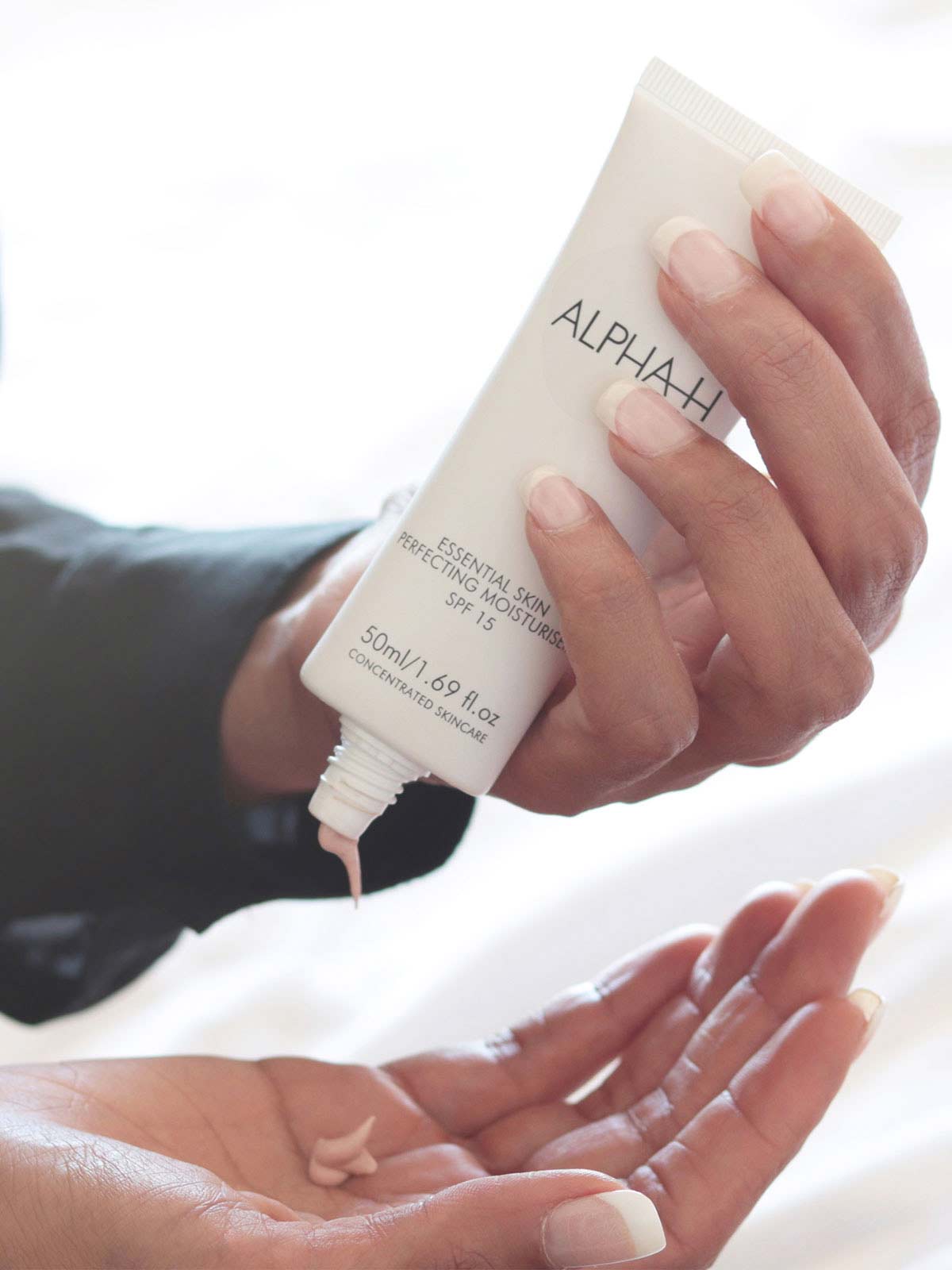 Essential Skin Perfecting Moisturiser with SPF 15